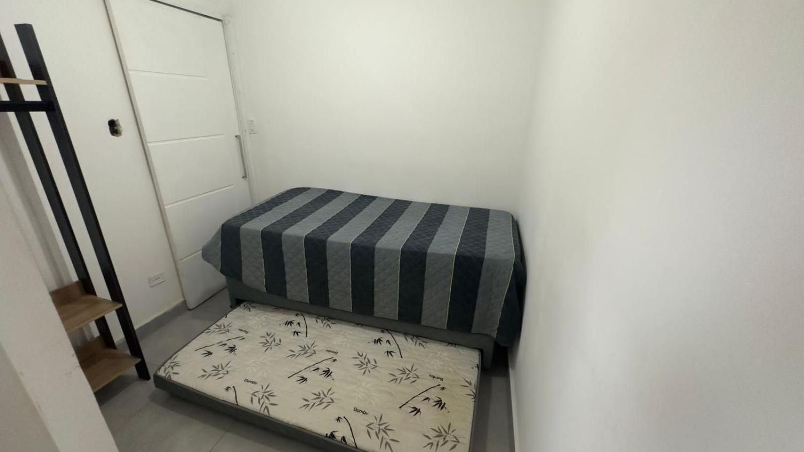 Apartamento 3 Dormitorio Praia 瓜鲁雅 外观 照片